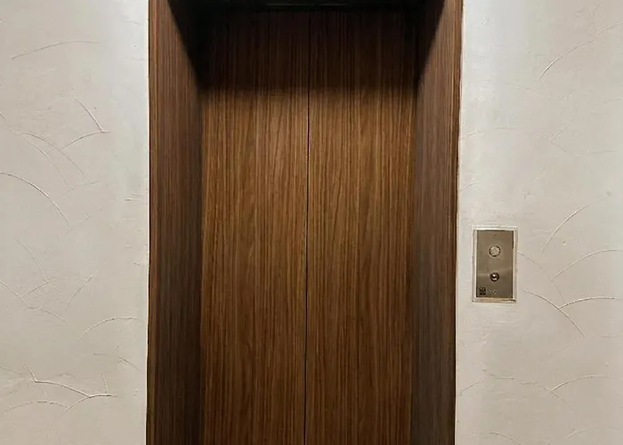 Cf Hotel